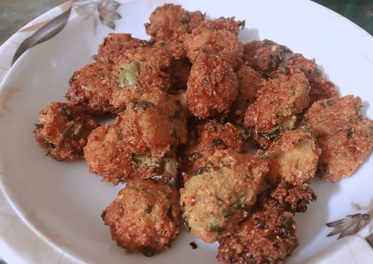 Simple Way to Make Quick Moong daal waray (split green lentil fritters)