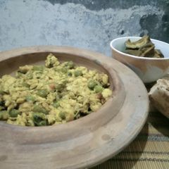 A picture of Chicken qeema matar.