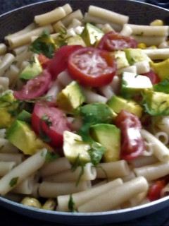 Una foto de Macarrones en Ensalada "Mexicana"
