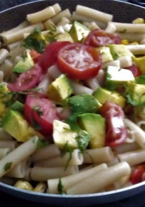 Una foto de Macarrones en Ensalada "Mexicana"