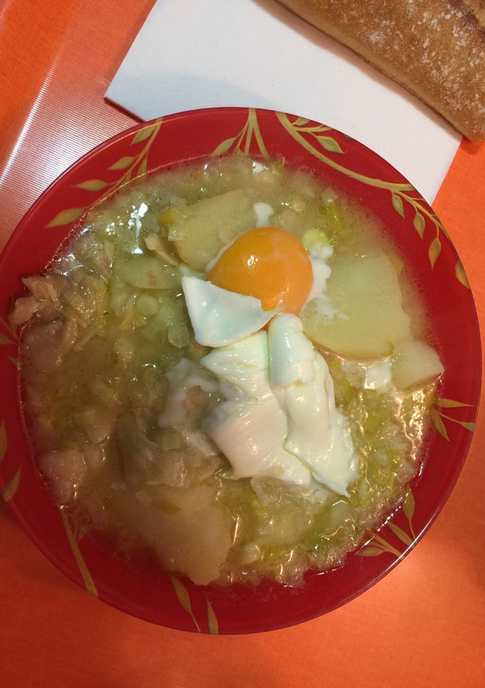 Una foto de Porrusalda con bacalao