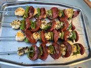 Une photo de marinade de viande