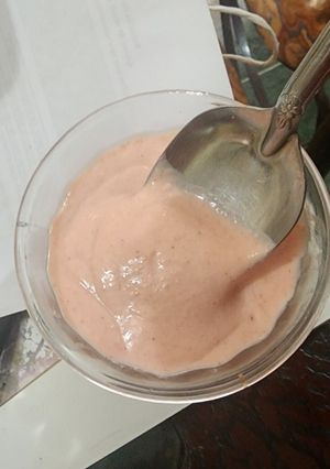 Una foto de Fresas con crema tipo danonino