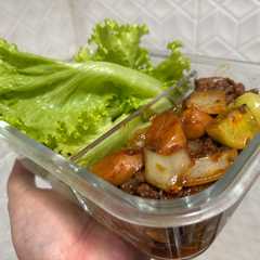 รูปของ Ssam Daging dan Sosis