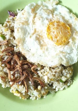 Foto resep Nasgor teri kemiri