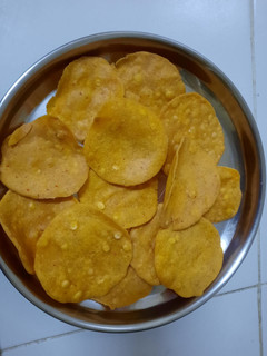 தட்டை (Thattai recipe in tamil) செய்முறை முக்கிய புகைப்படம்