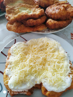 Krumplis lángos recept fotója