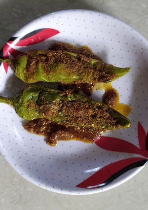 पिठाच्या मिरच्या🌶️🌶️🌶️🌶️(pithachya mirchya recipe in marathi) रेसिपी चे मुख्य फोटो 