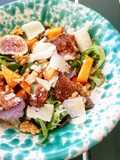 Insalata estiva con frutta