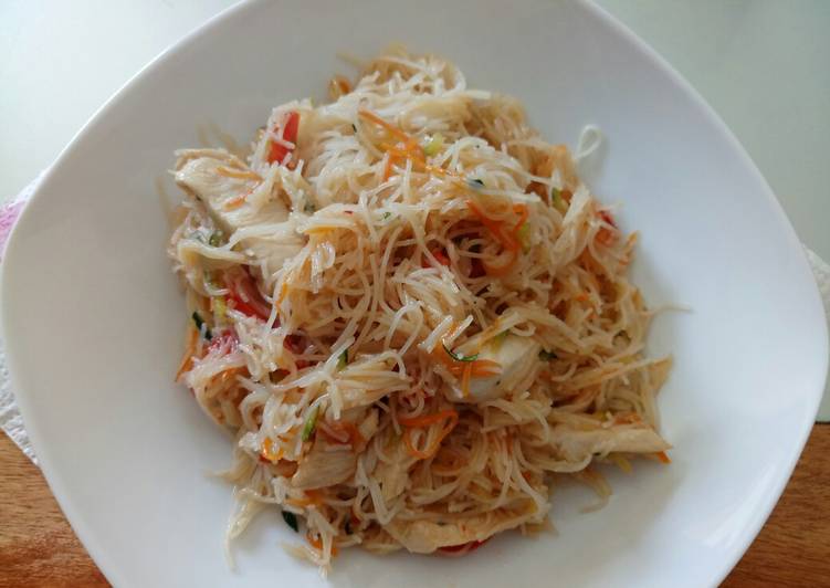 Steps to Make Super Quick Homemade Sweet chilli noodle stir fry