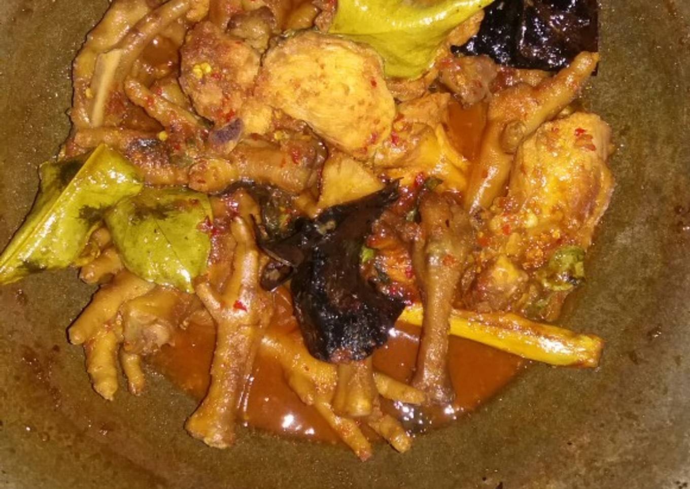 Langkah Mudah untuk Menyiapkan Ayam rica kemangi pedas manis yang Lezat
Sekali