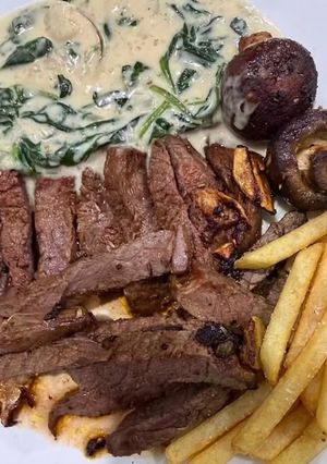 Foto resep 186. Steak with Creamy Spinach