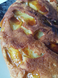 Une photo de Gâteau aux pommes cuit à la poêle sans gluten ni lactose