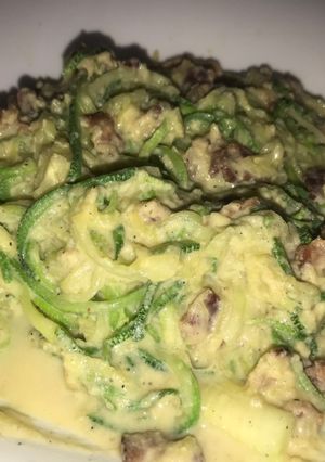 Una foto de Espaguetis de calabacín a la carbonara