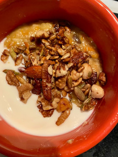 Una foto de Avena estilo pastel de zanahoria