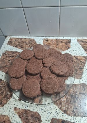 Una foto de Galletitas veganas de mantequilla de mani y cacao