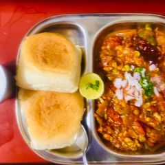 A picture of Street Styled Khada Pav Bhaji😋Healthy Veggie Bhaji❣️.
