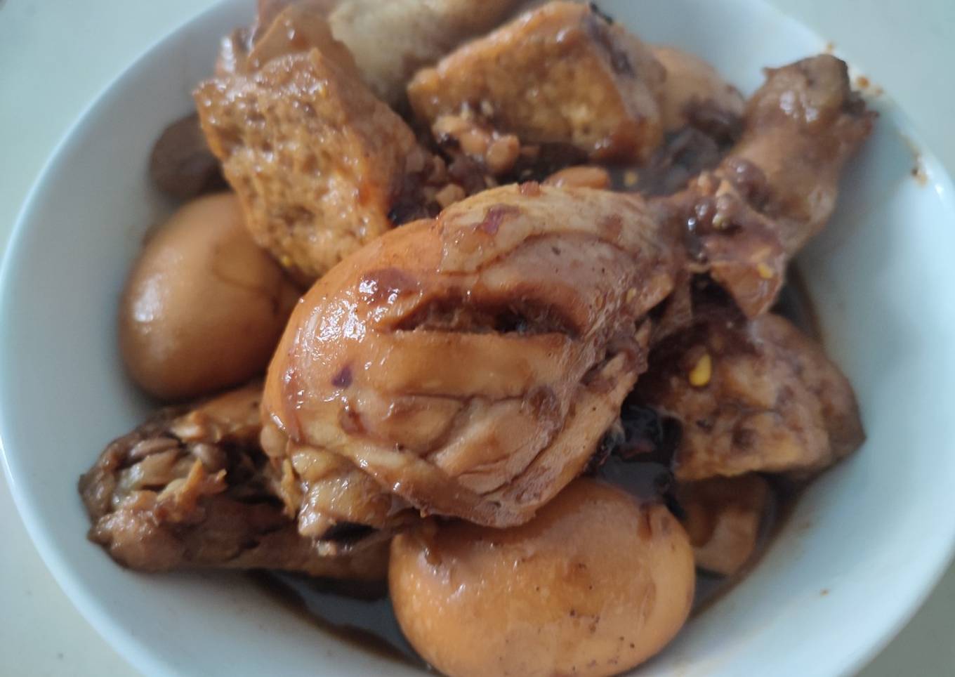 Semur telur, ayam, tahu