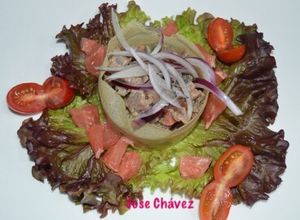 Una foto de Ceviche de lomo de bonito con pomelos