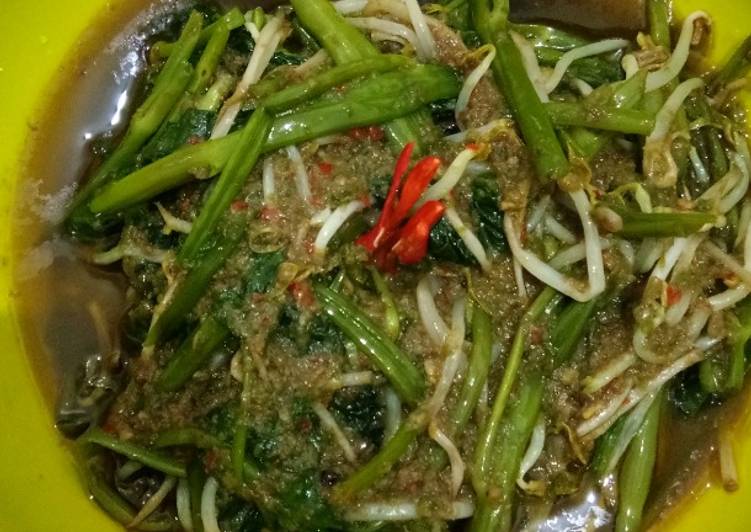 Kangkung Terasi Cabe Hijau Muda