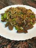 Wok de hígado con verduras