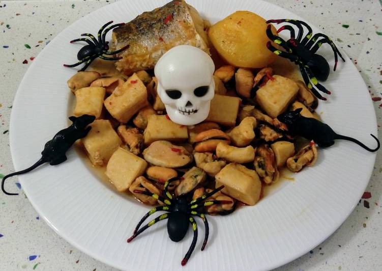 Recipe of Ultimate Guiso de pescado y muerte en Halloween