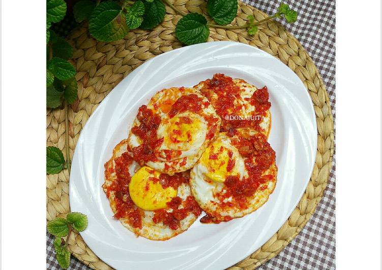 Balado telur ceplok