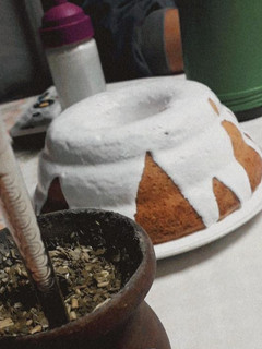Una foto de Torta matera de limón glaseada 🍋🤤
