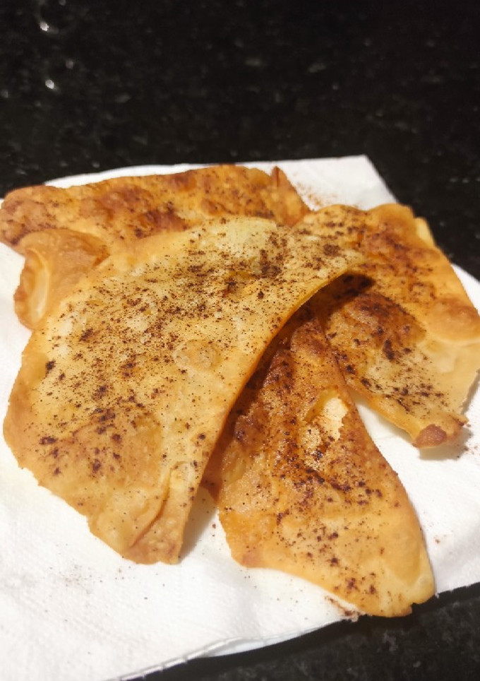 Una foto de Tortas fritas con dos ingredientes
