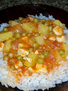 Una foto de Guiso de arroz con pollo (a la criolla)