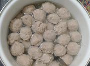 Gambar pentol daging sapi dan ayam