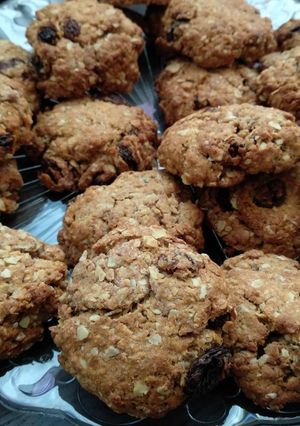 Zabpelyhes, aszalt gyümölcsös keksz recept fotója