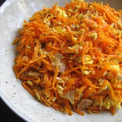 A picture of Butter Garlic ‘Shiri Shiri’ Carrots.