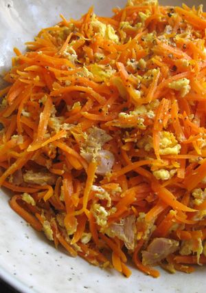 A picture of Butter Garlic ‘Shiri Shiri’ Carrots.