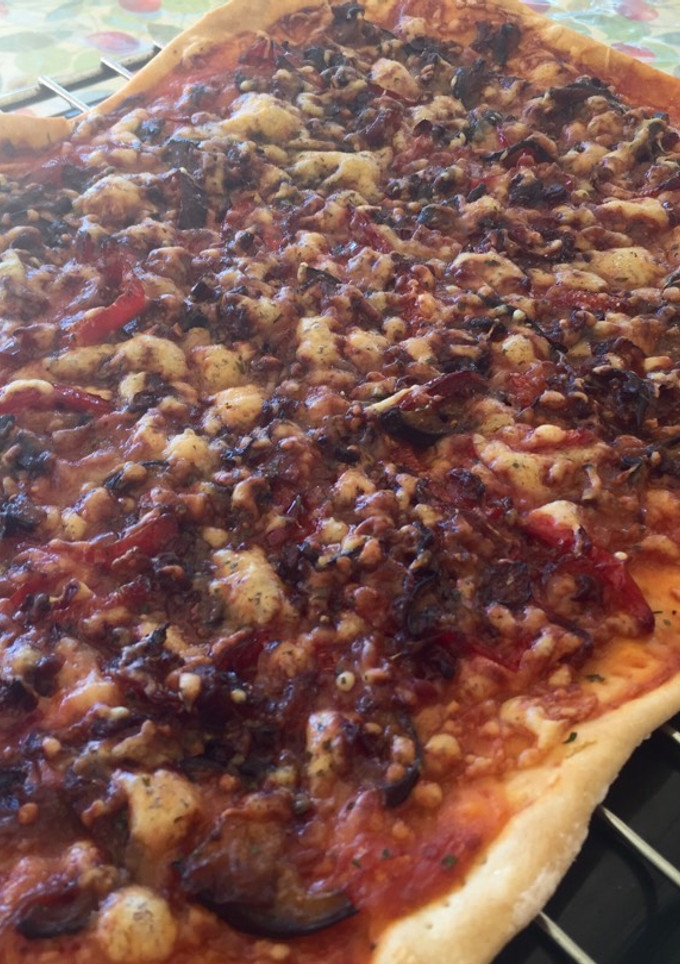 Una foto de Pizza Vegetal