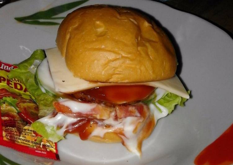 Cara Gampang Membuat Burger kornet keju ( modal Rp.30.000 jadi 10 porsi), Lezat Sekali