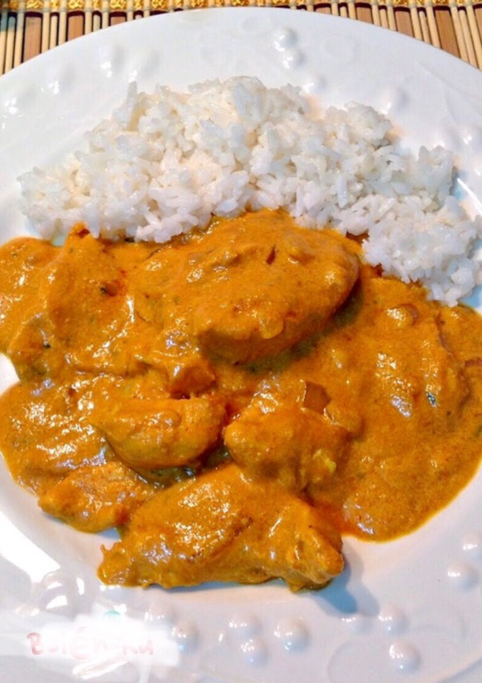 Una foto de Pollo tikka masala