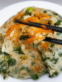 韭菜蔥煎餅   快速料理 的食譜成品照片
