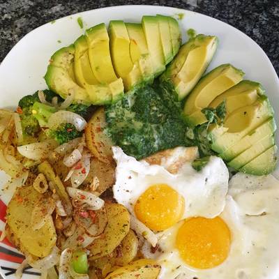 Almuerzo verde y bajo en calorías Receta de Micha Di Dino- Cookpad