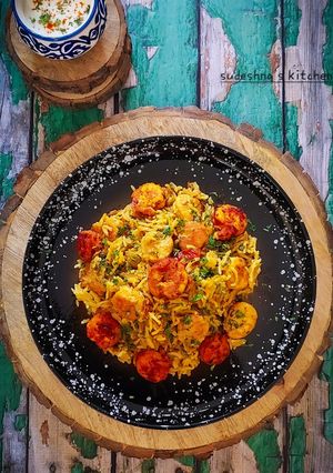 A picture of Prawns Pulao.