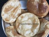 केळीच्या  पुऱ्या (Kelichya Purya Recipe In Marathi)