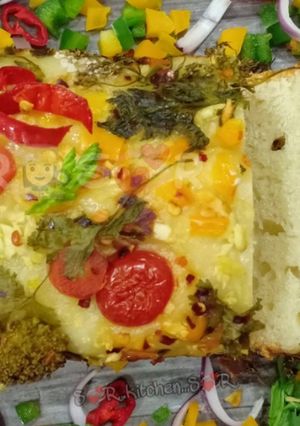 ફોકાસ્યા બ્રેડ (Foccasia Bread Recipe In Gujarati) રેસીપી મુખ્ય ફોટો