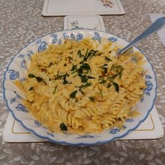 Jack's vegan cheesy pasta🧀🍝 A picture of Jack's vegan cheesy pasta🧀🍝.