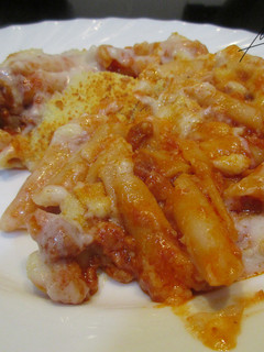 Una foto de Macarrones con chorizo, gratinados