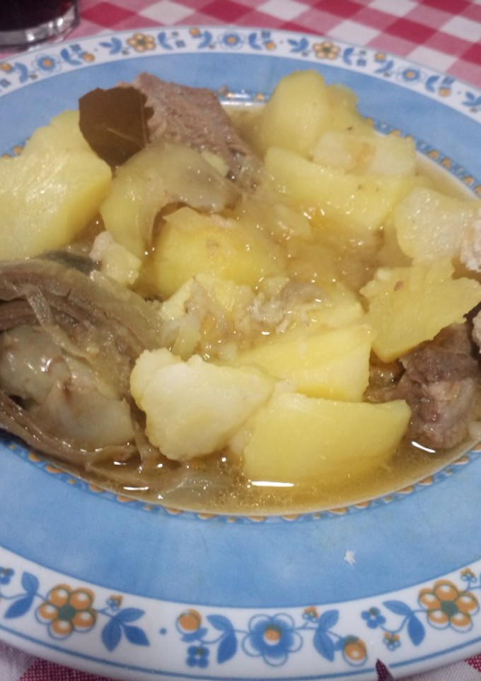 Una foto de Guisado de patatas