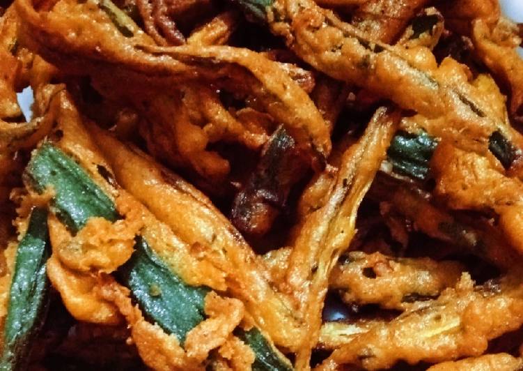 Crispy besan wali bhindi