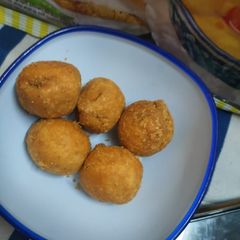 A picture of Kachori.