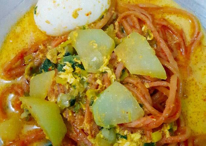 Resep Mie gomak siantar super enak dan simpel 😙😙😙😍 oleh