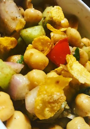 A picture of Chick Pea and Cornflakes Chaat.