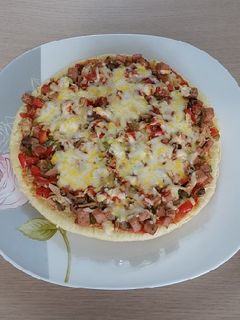 عکسی از دستور پیتزا مرغ و کالباس